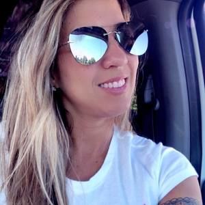 Meet your Posher, Camila